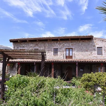 Donna Giovanna Bed & Breakfast *
